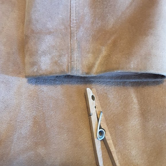 Danier Tan Suede Trench Coat - Picture 14 of 16